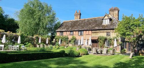 Langshott Manor - Luxury Hotel Gatwick