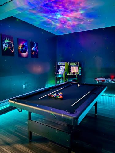 AMAZING Home with PRIVATE HEATED POOL, GAME ROOM & FIRE PIT!