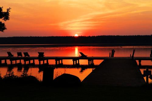 Jabłoń Lake Resort - image 3