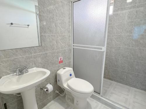 One-Bedroom Apartment image 1