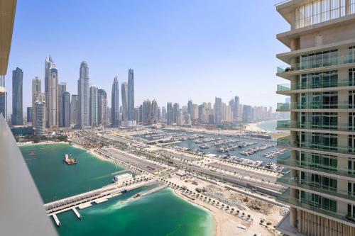 Silkhaus Vacation Homes Partial Marina View 1BDR in Marina Vista, Dubaï
