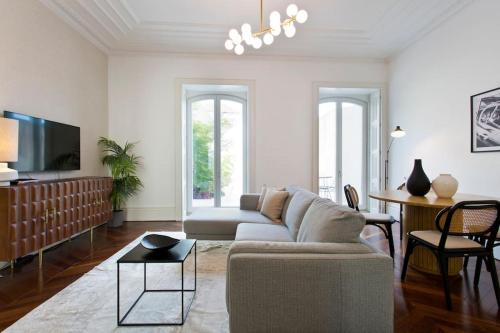 Boutique Rentals- THE CLéRiGoS Apt w/ patio, Porto (foto 9)