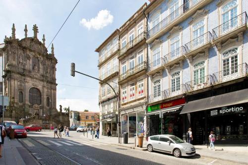 Boutique Rentals- THE CLéRiGoS Apt w/ patio, Porto (foto 11)