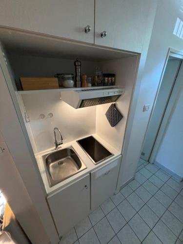 Charming seaside apartment - Žusterna,FREE parking (Charming seaside apartment - Zusterna,FREE parking) in Koper