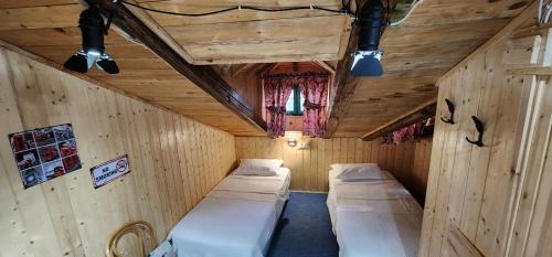Hotel London, Tirana (zdjęcie 10)