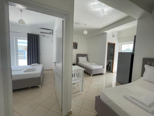 Joni Apartments - image 5