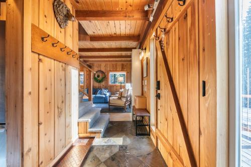 3BD Retreat - 5 Min to Beach Trails & Town in Tahoe City (CA)
