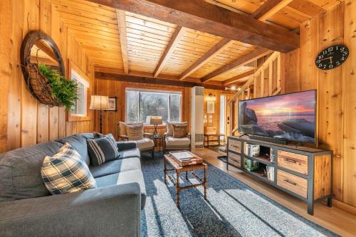 3BD Retreat - 5 Min to Beach Trails & Town in Tahoe City (CA)