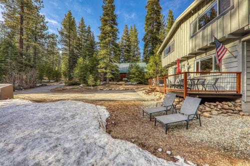 3BD Retreat - 5 Min to Beach Trails & Town in Tahoe City (CA)