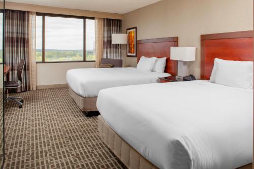 DoubleTree by Hilton Kansas City - Overland Park