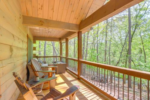 Ellijay Mountain Cabin with Hot Tub and Spacious Deck