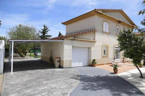 Alojamiento Turístico Esmeralda gîte à louer Valdesalor