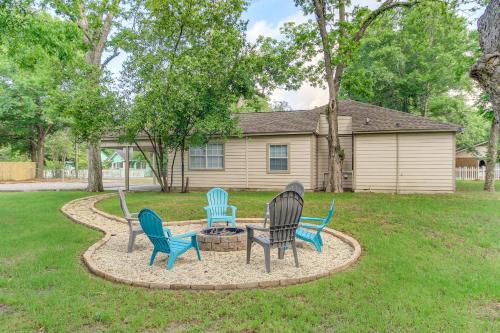 Gulfport Home with Fire Pit RVandTrailer Parking