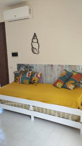 One-Bedroom Apartment image 6