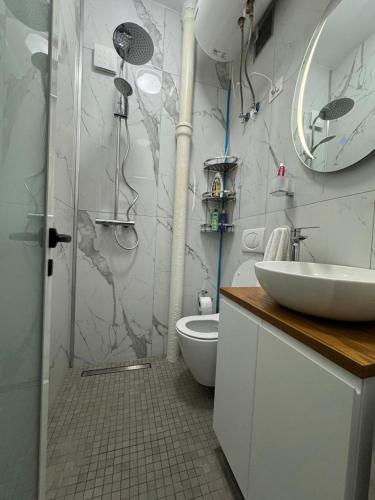 AMI BLLOKU APARTAMENT - image 4