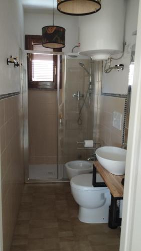 One-Bedroom Apartment image 5