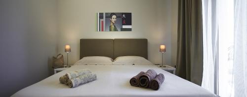 Double or Twin Room with Sea View image 6