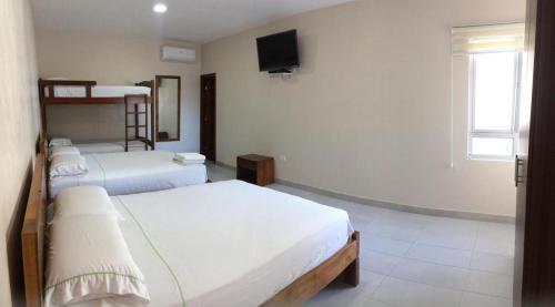 Hotel Arena Blanca – Salinas, VA