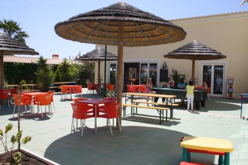 Exterior view, AT17 Two Bed Apt on Oasis Parque in Vale da Arrancada