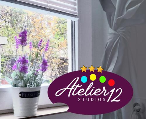 ATELIER 12, Feeling like an artist! PROMO PRICE