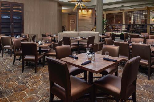 DoubleTree by Hilton Overland Park - Corporate Woods