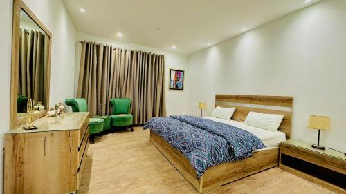 Luxury one bed Apartment in Penta Square DHA Lahore - image 13