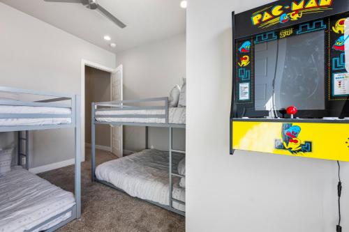 Grand Slam Getaway #5 townhouse - main image