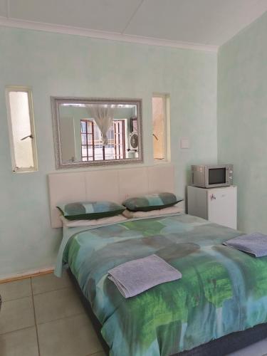 Deluxe Double Room with Shower room in BellaMaria