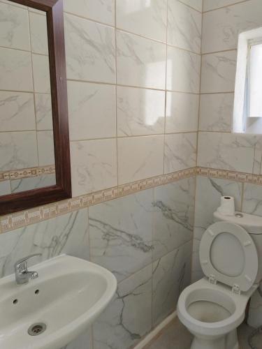 Deluxe Double Room with Shower image 2