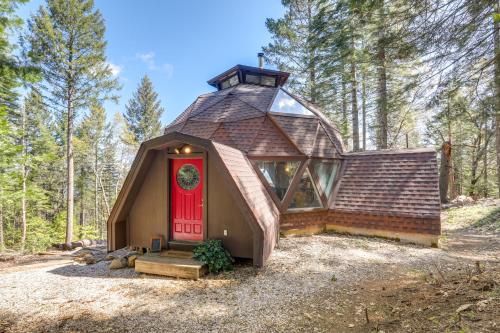 Off-Grid Nevada City Geodesic Dome House with Views! - Nevada City