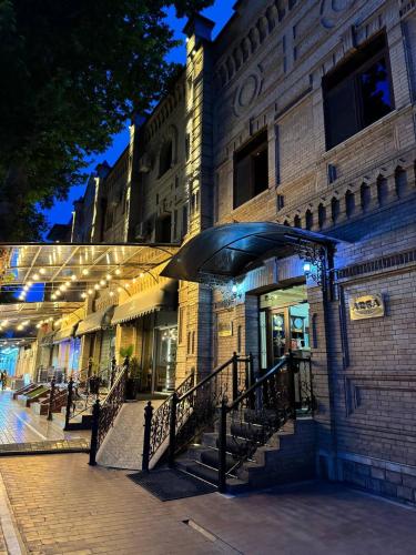 Arba Hotel - Tap to explore photos