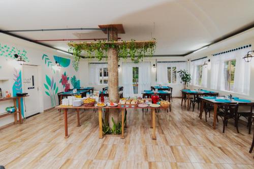 ห้องอาหาร, Araucária Hostel e Pousada (Araucaria Hostel e Pousada) in ซาดอ เบนโต โด ซุล