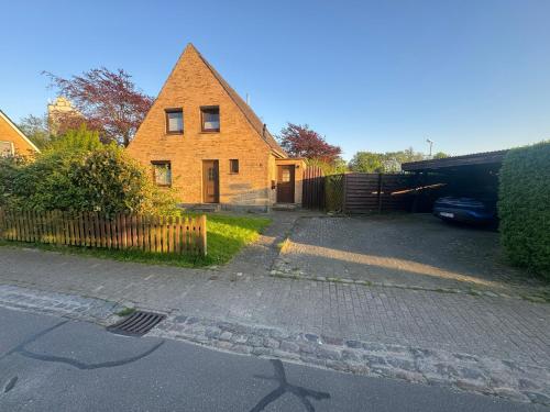 Фасада на хотела, Gorch-Fock-Straße 2, 25764 Wesselburen in Wesselburen