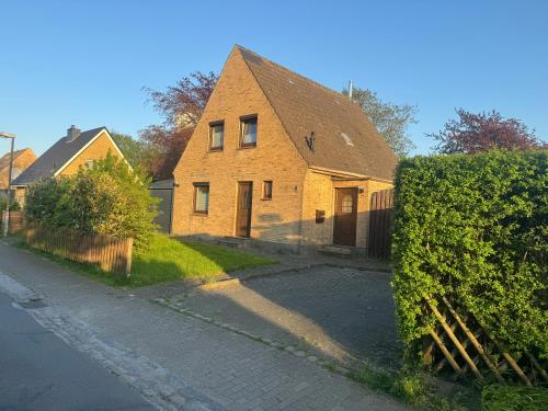 Фасада на хотела, Gorch-Fock-Straße 2, 25764 Wesselburen in Wesselburen
