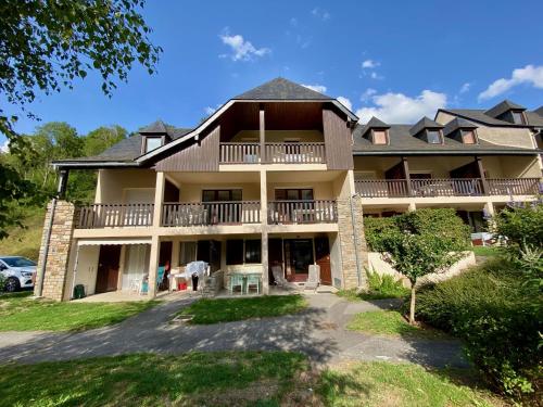 Charmant Logement de plein pied avec piscine 2*