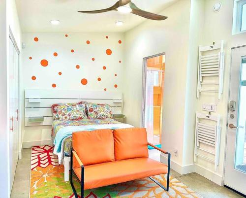 Modern Casita In Highly Desirable Arcadia Area detail