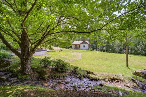 Charming Bakersville Home with On-Site Stream!