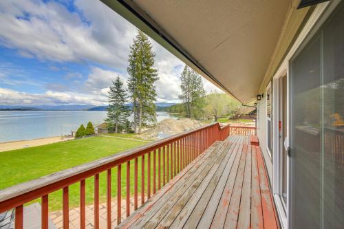 Beachfront Sagle Retreat w/ Boat Dock & Lift in Dover (ID)