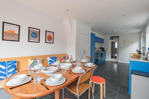 Oyster Shore By Bloom Stays, Whitstable