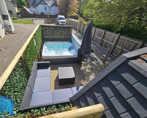 Morvan Pod & Hot tub