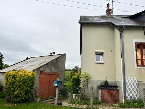 Petite maison avec jardin