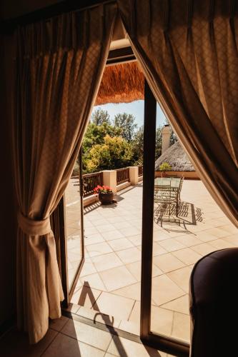 Luxury Double or Twin Suite 4 image 10