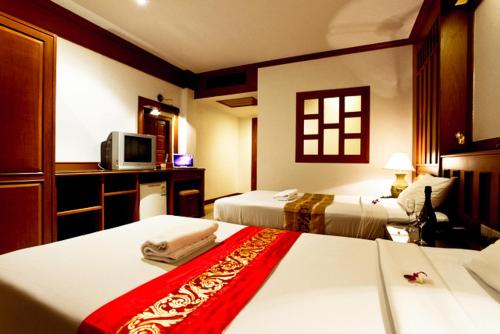 Cello Hotel Set in a prime location of Phuket, Cello Hotel puts everything the city has to offer just outside your doorstep. Featuring a satisfying list of amenities, guests will find their stay at the property a