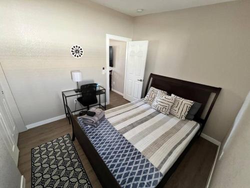 Stylish and cozy 2 bed in Brighton, USA