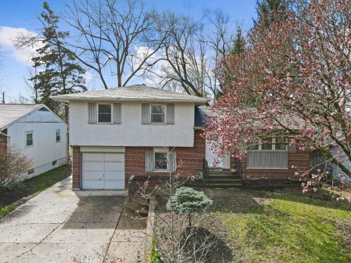 Housepitality - The Woodward Park Charmer - 4BR in Columbus, USA
