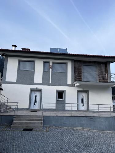 Casa Alexandre 7 in Balugaes