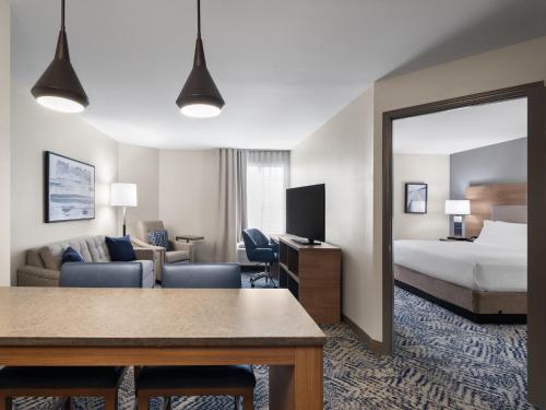 雷德克里夫诺克斯堡烛木套房酒店 雷德克里夫诺克斯堡烛木套房酒店