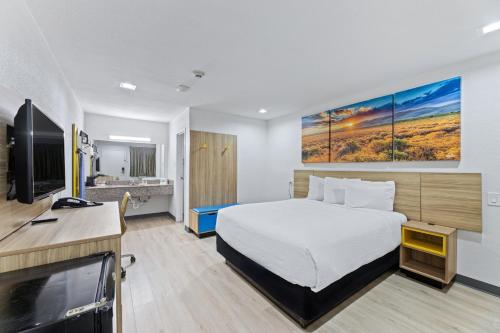 Days Inn by Wyndham McKinney in Мак-Кинни