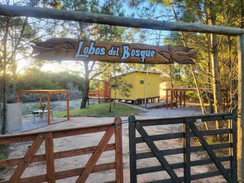 LOBOS DEL BOSQUE CON JACUZZi