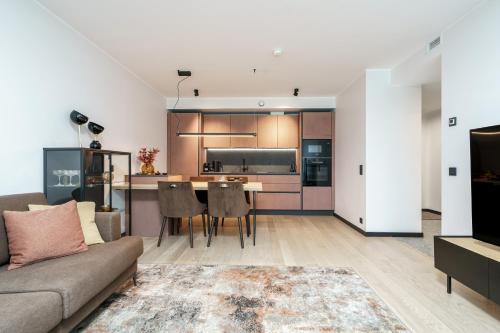 One-Bedroom Apartment with Terrace image 8